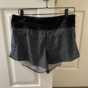 Athleta Run With It 3.5” Short - Navy Blue Speckled